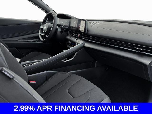 Photo of 2025 White Hyundai ELANTRA HEV