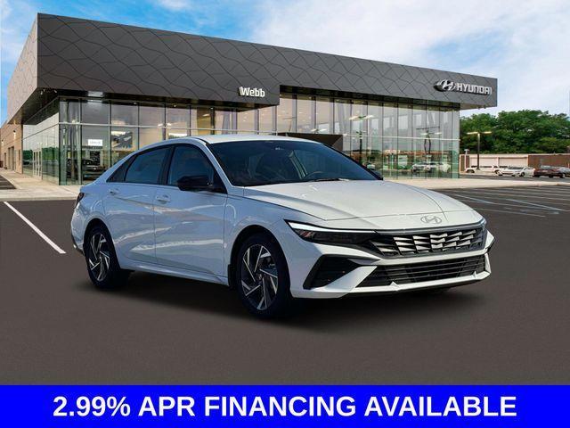Photo of 2025 White Hyundai ELANTRA HEV
