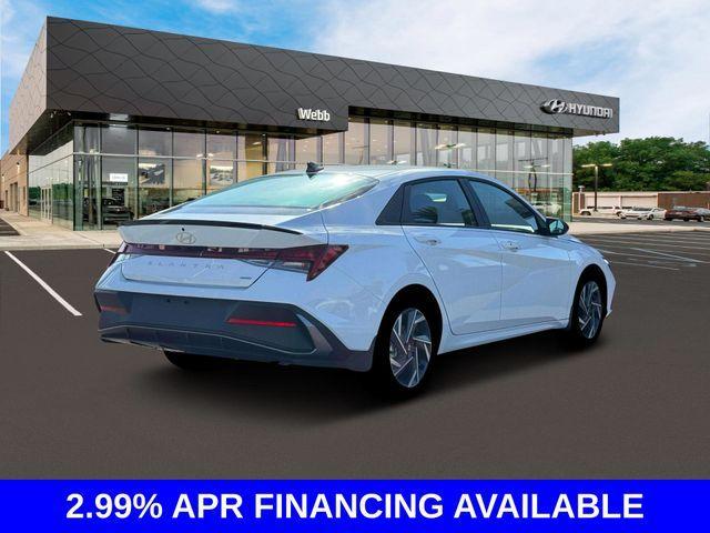 Photo of 2025 White Hyundai ELANTRA HEV