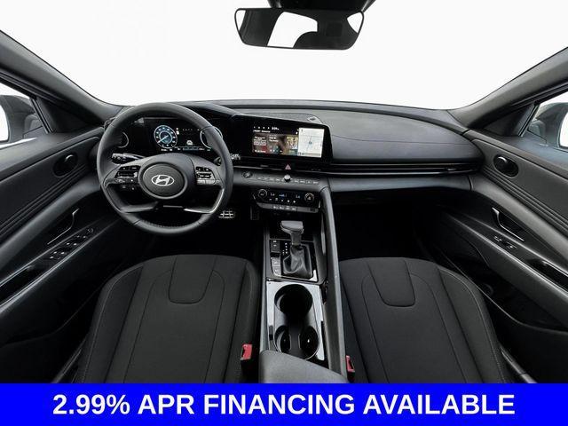 Photo of 2025 White Hyundai ELANTRA HEV