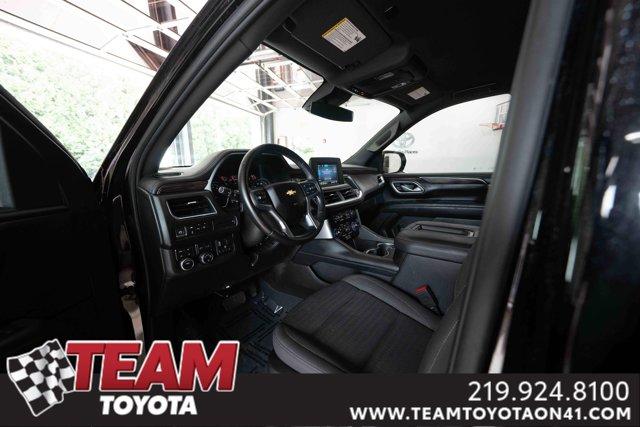 Photo of 2023 Black Chevrolet Suburban