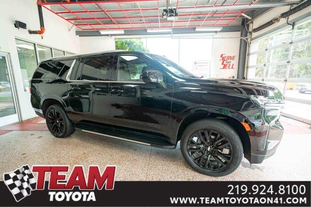 Photo of 2023 Black Chevrolet Suburban
