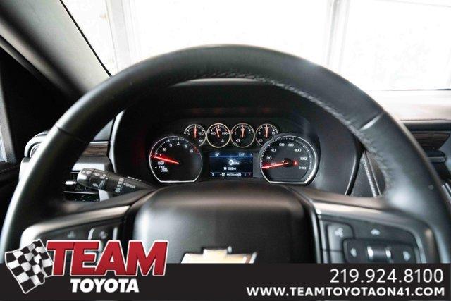 Photo of 2023 Black Chevrolet Suburban