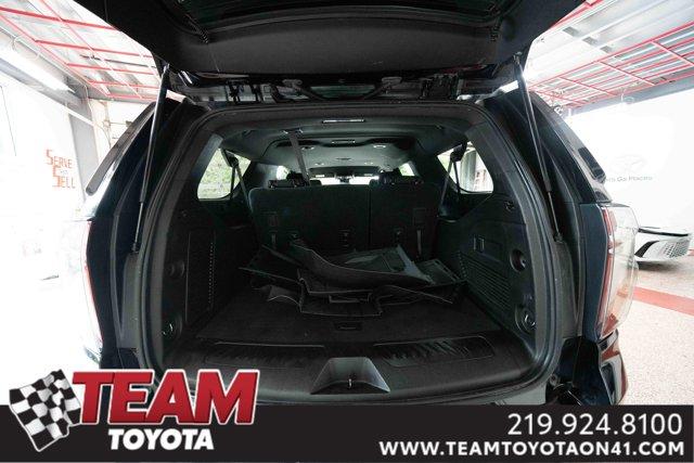 Photo of 2023 Black Chevrolet Suburban