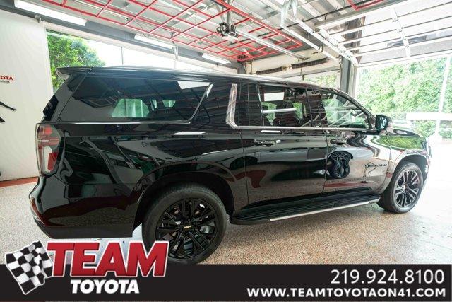 Photo of 2023 Black Chevrolet Suburban