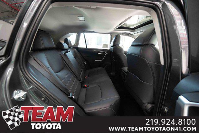 Photo of 2025 Magnetic Gray Metallic Toyota RAV4