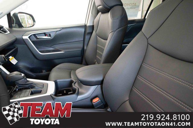 Photo of 2025 Magnetic Gray Metallic Toyota RAV4