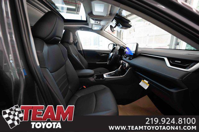 Photo of 2025 Magnetic Gray Metallic Toyota RAV4