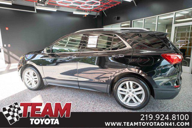 Photo of 2019 Mosaic Black Metallic Chevrolet Equinox