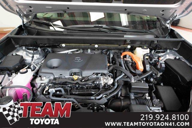 Photo of 2025 Silver Sky Metallic Toyota RAV4 Hybrid