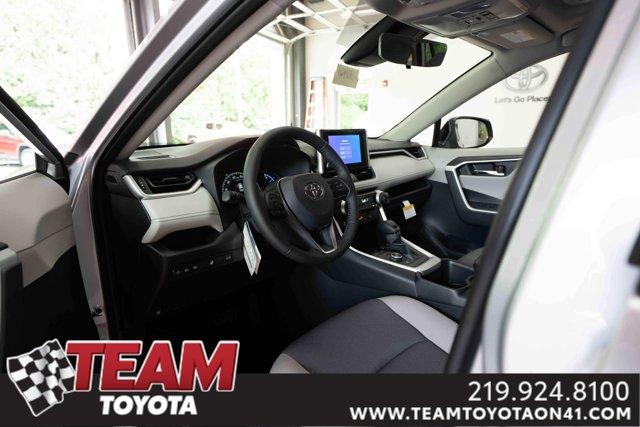 Photo of 2025 Silver Sky Metallic Toyota RAV4 Hybrid