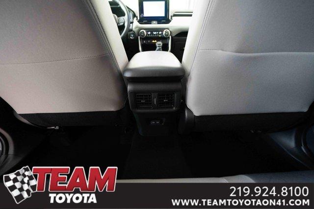 Photo of 2025 Silver Sky Metallic Toyota RAV4 Hybrid