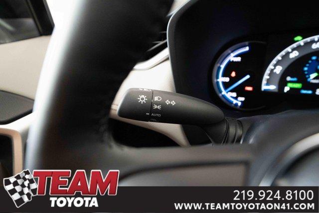 Photo of 2025 Silver Sky Metallic Toyota RAV4 Hybrid