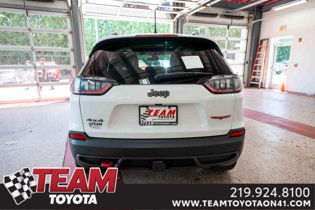 Photo of 2021 Bright White Clearcoat Jeep Cherokee