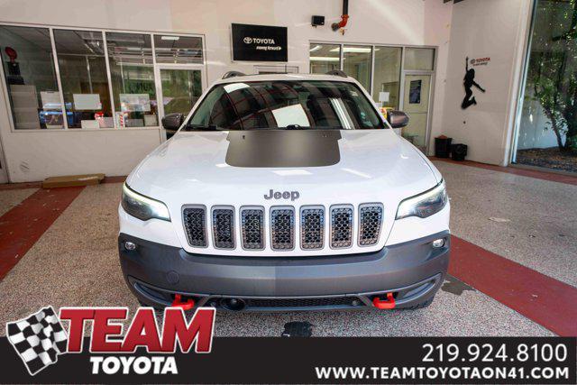 Photo of 2021 Bright White Clearcoat Jeep Cherokee