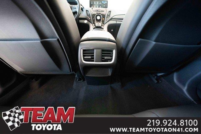 Photo of 2024 Lunar Silver Metallic Acura RDX