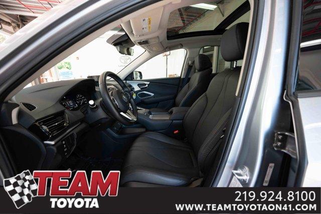 Photo of 2024 Lunar Silver Metallic Acura RDX