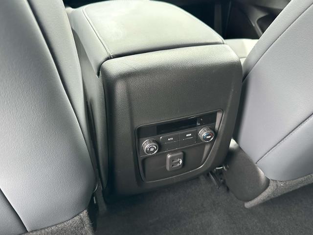 Photo of 2024 White Frost Tri-Coat Buick Enclave