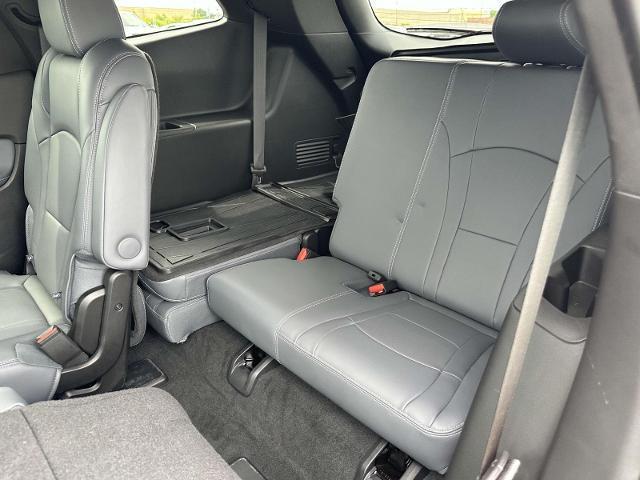 Photo of 2024 White Frost Tri-Coat Buick Enclave