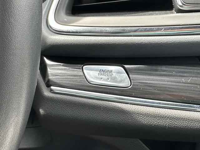 Photo of 2024 White Frost Tri-Coat Buick Enclave