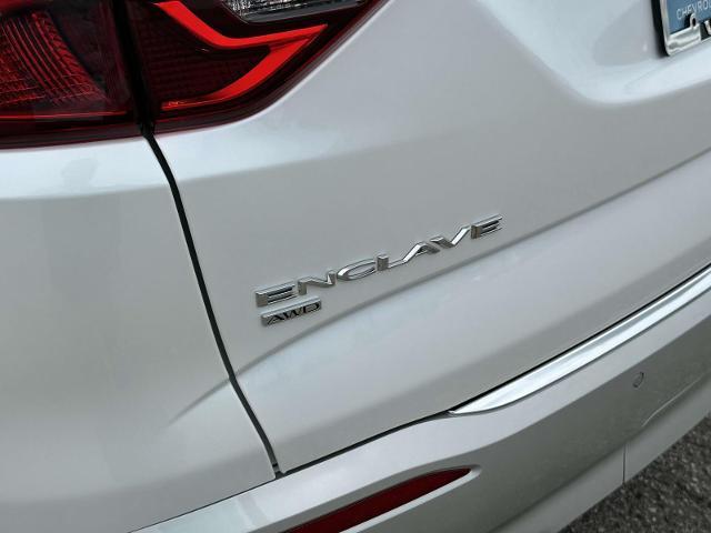 Photo of 2024 White Frost Tri-Coat Buick Enclave