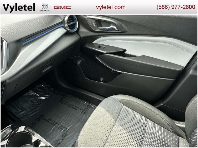 Photo of 2024 Crimson Metallic Chevrolet Trax