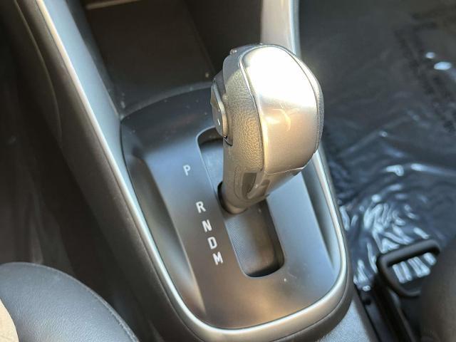 Photo of 2022 Iridescent Pearl Tricoat Chevrolet Trax