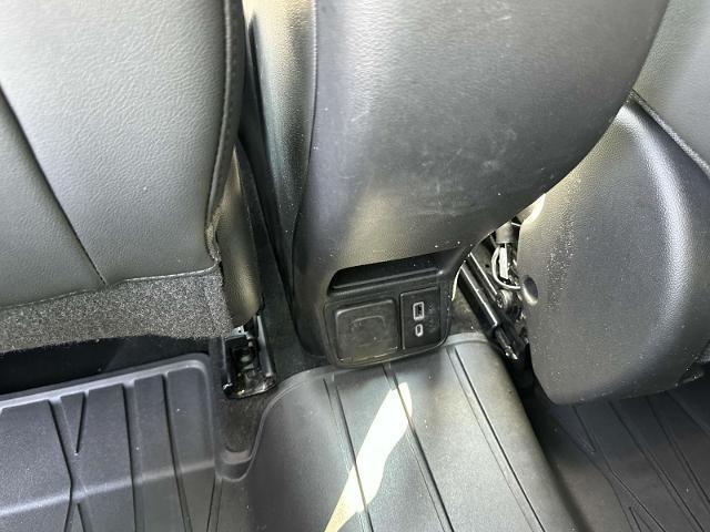 Photo of 2022 Summit White Buick Encore GX