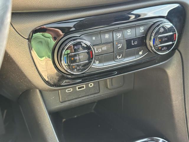 Photo of 2022 Summit White Buick Encore GX
