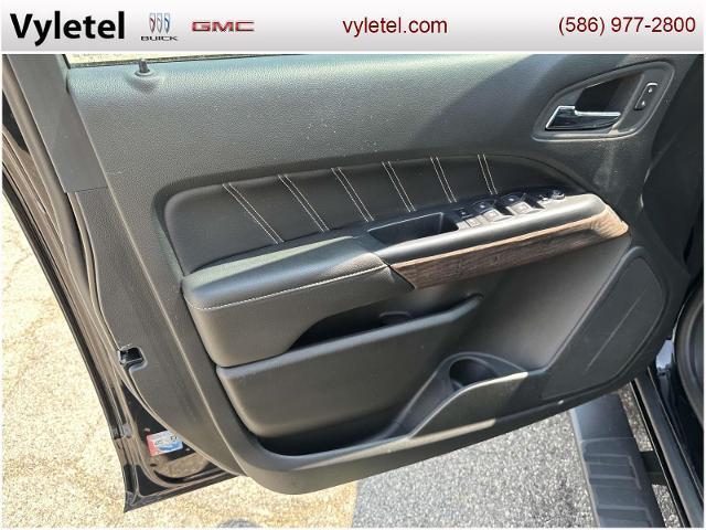 Photo of 2022 Onyx Black GMC Canyon