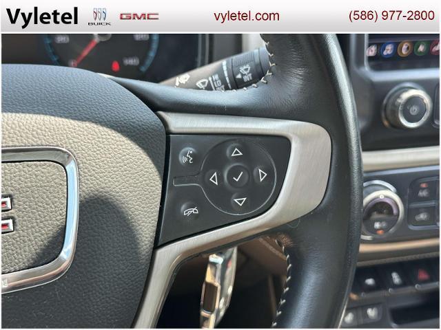 Photo of 2022 Onyx Black GMC Canyon