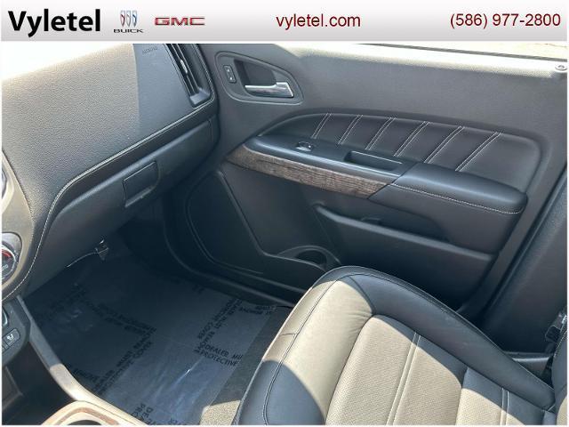 Photo of 2022 Onyx Black GMC Canyon
