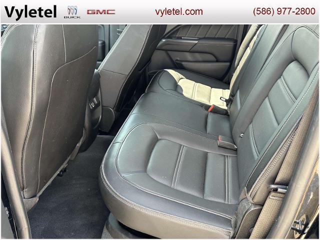 Photo of 2022 Onyx Black GMC Canyon