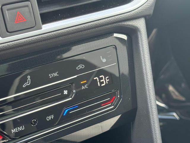 Photo of 2025 Pure White Volkswagen Taos