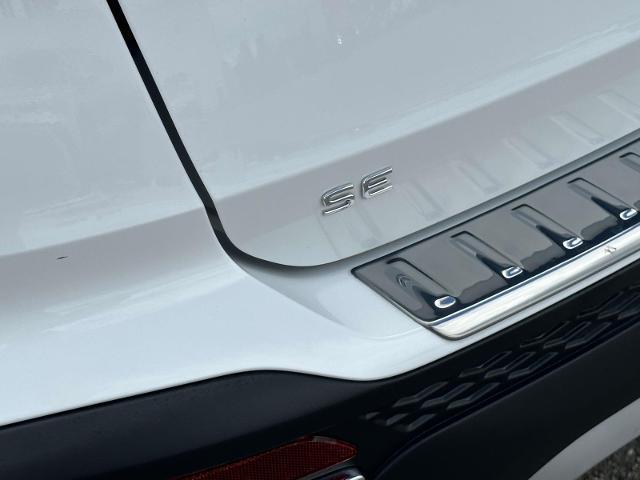 Photo of 2025 Pure White Volkswagen Taos