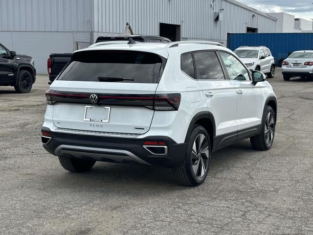 Photo of 2025 Pure White Volkswagen Taos