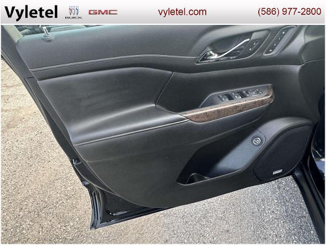 Photo of 2021 Ebony Twilight Metallic GMC Acadia