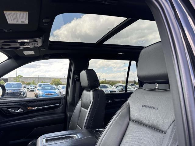 Photo of 2022 Onyx Black GMC Yukon
