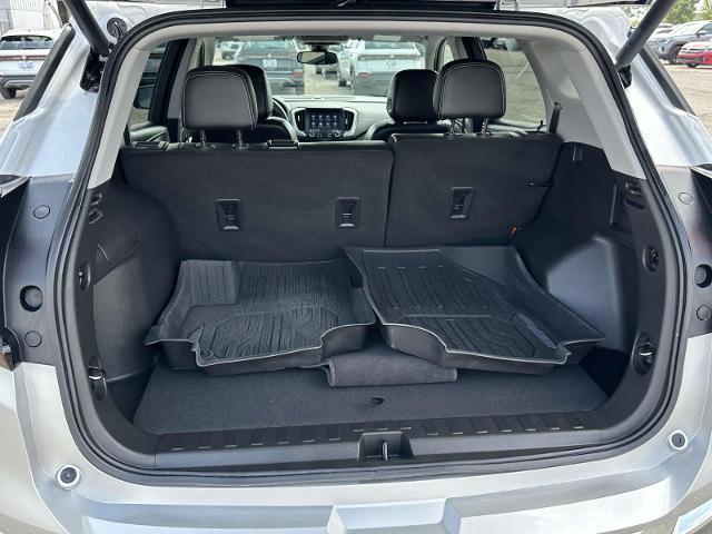 Photo of 2022 Quicksilver Metallic GMC Terrain