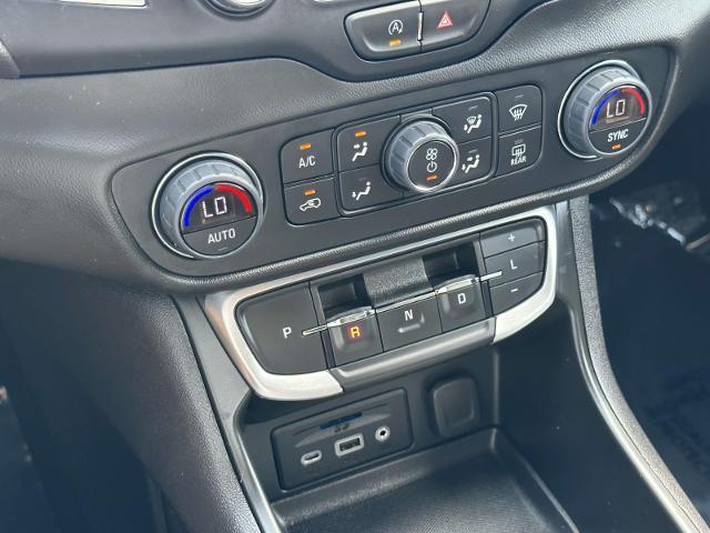 Photo of 2022 Quicksilver Metallic GMC Terrain