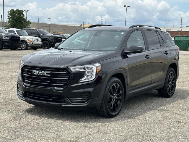 Photo of 2022 Ebony Twilight Metallic GMC Terrain