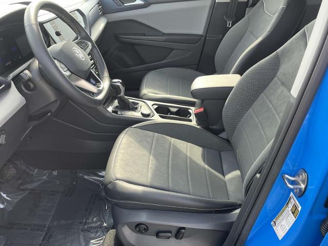 Photo of 2023 Cornflower Blue Volkswagen Taos