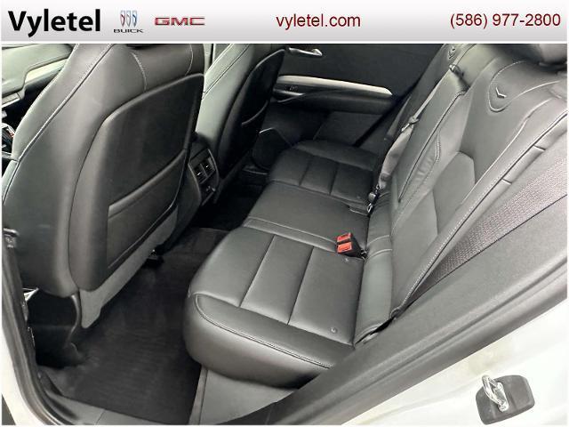 Photo of 2019 Crystal White Tri-Coat Cadillac XT4