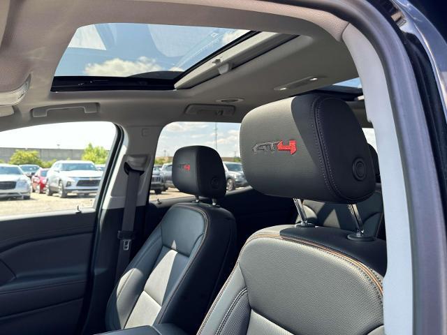 Photo of 2023 Ebony Twilight Metallic GMC Acadia