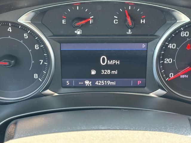 Photo of 2022 Summit White GMC Terrain