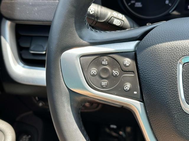 Photo of 2022 Summit White GMC Terrain