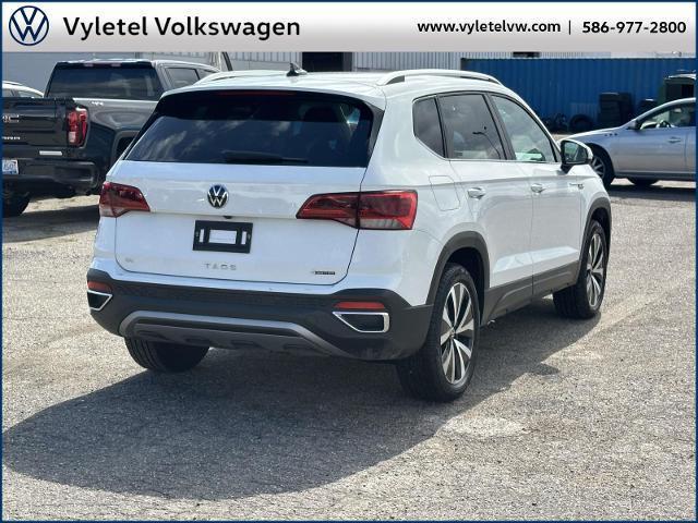 Photo of 2022 Pure White Volkswagen Taos