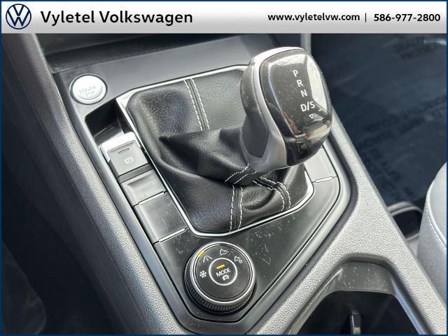 Photo of 2022 Pure White Volkswagen Taos