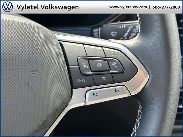 Photo of 2022 Pure White Volkswagen Taos