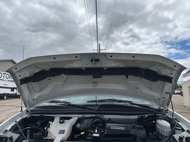 Photo of 2018 White GMC Savana 3500
